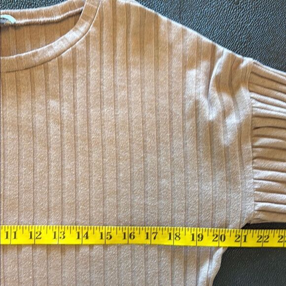 Status by Chenault Ribbed Knit Sweater in Mauve size Large - Picture 7 of 8